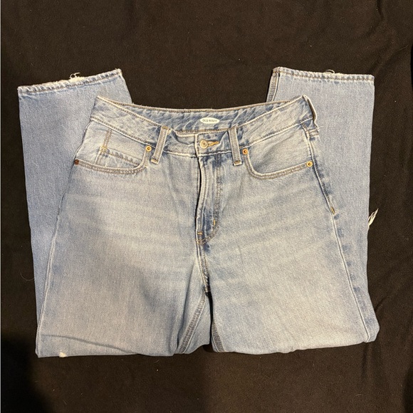 Cropped Ripped Jeans - Picture 2 of 3